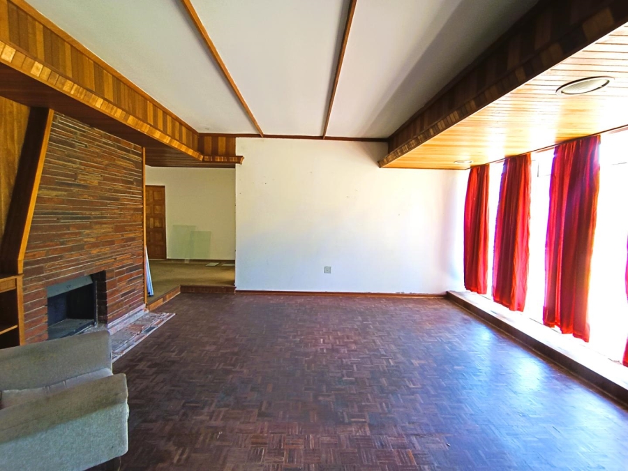5 Bedroom Property for Sale in Universitas Free State